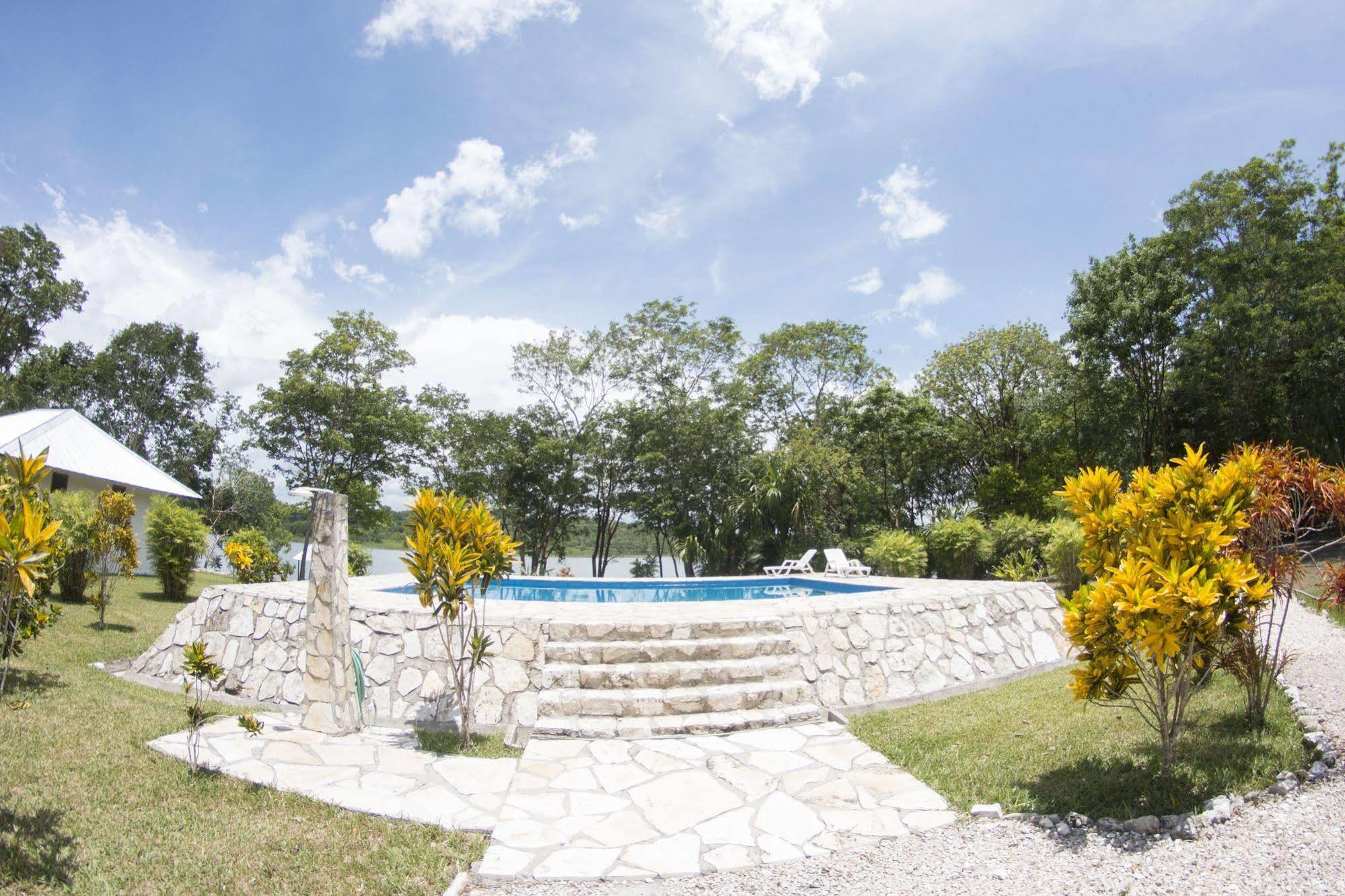 Maya Zac Peten Jungle Lodge إل ريماتي المظهر الخارجي الصورة